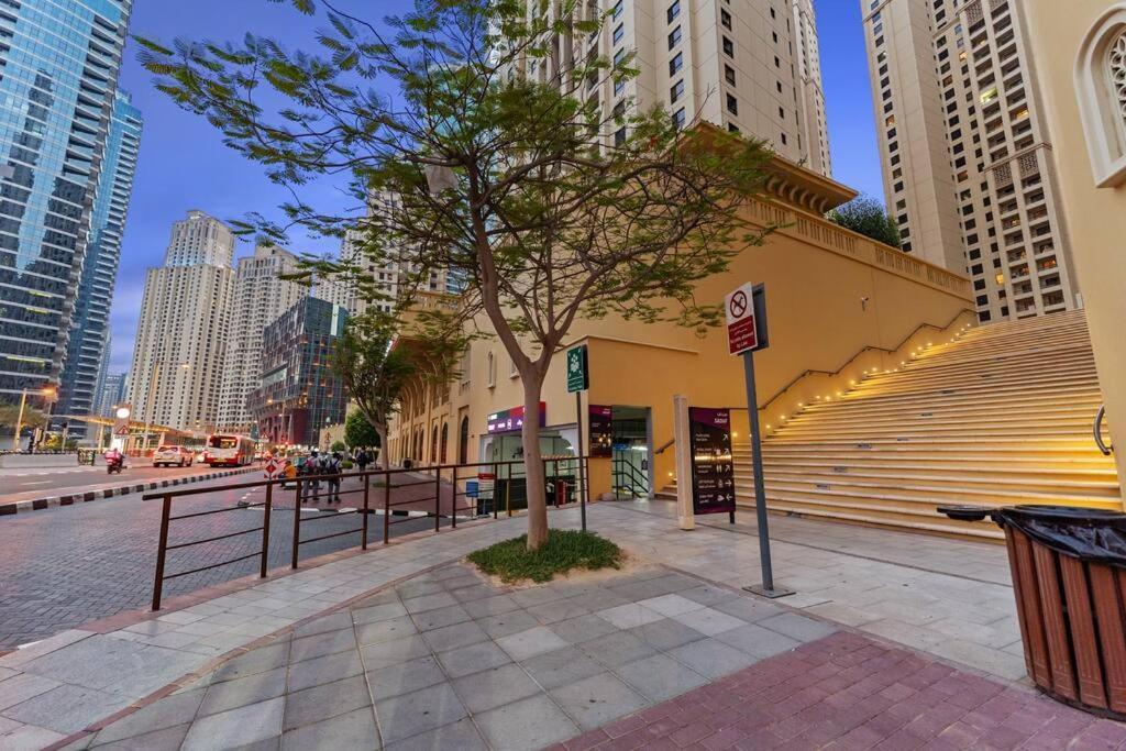 Jumeirah Beach Residents, Free Parking Dubai Exteriör bild