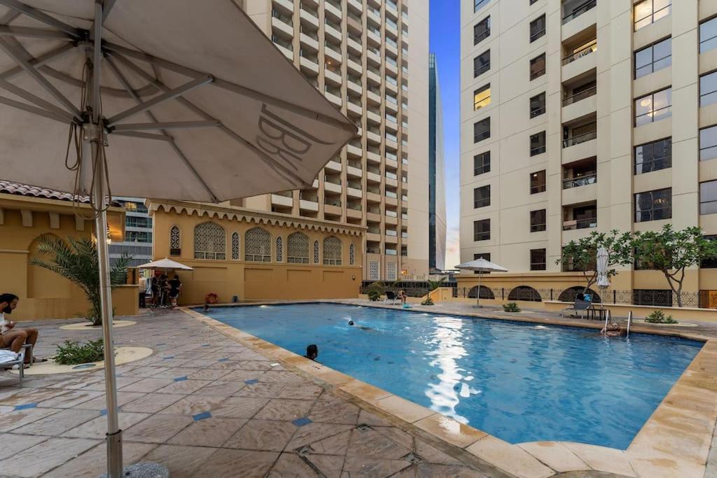 Jumeirah Beach Residents, Free Parking Dubai Exteriör bild