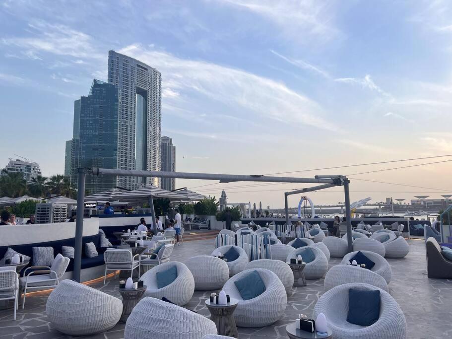 Jumeirah Beach Residents, Free Parking Dubai Exteriör bild